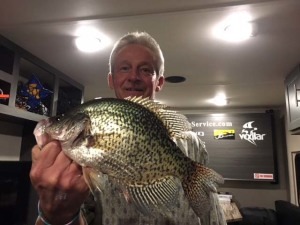 ice fishing crappie big guy house